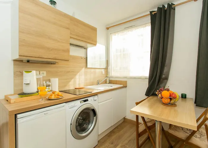 Champs Elysees & Arc De Triomphe - Cityapartmentstay アパート